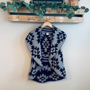 Knit sweater/vest